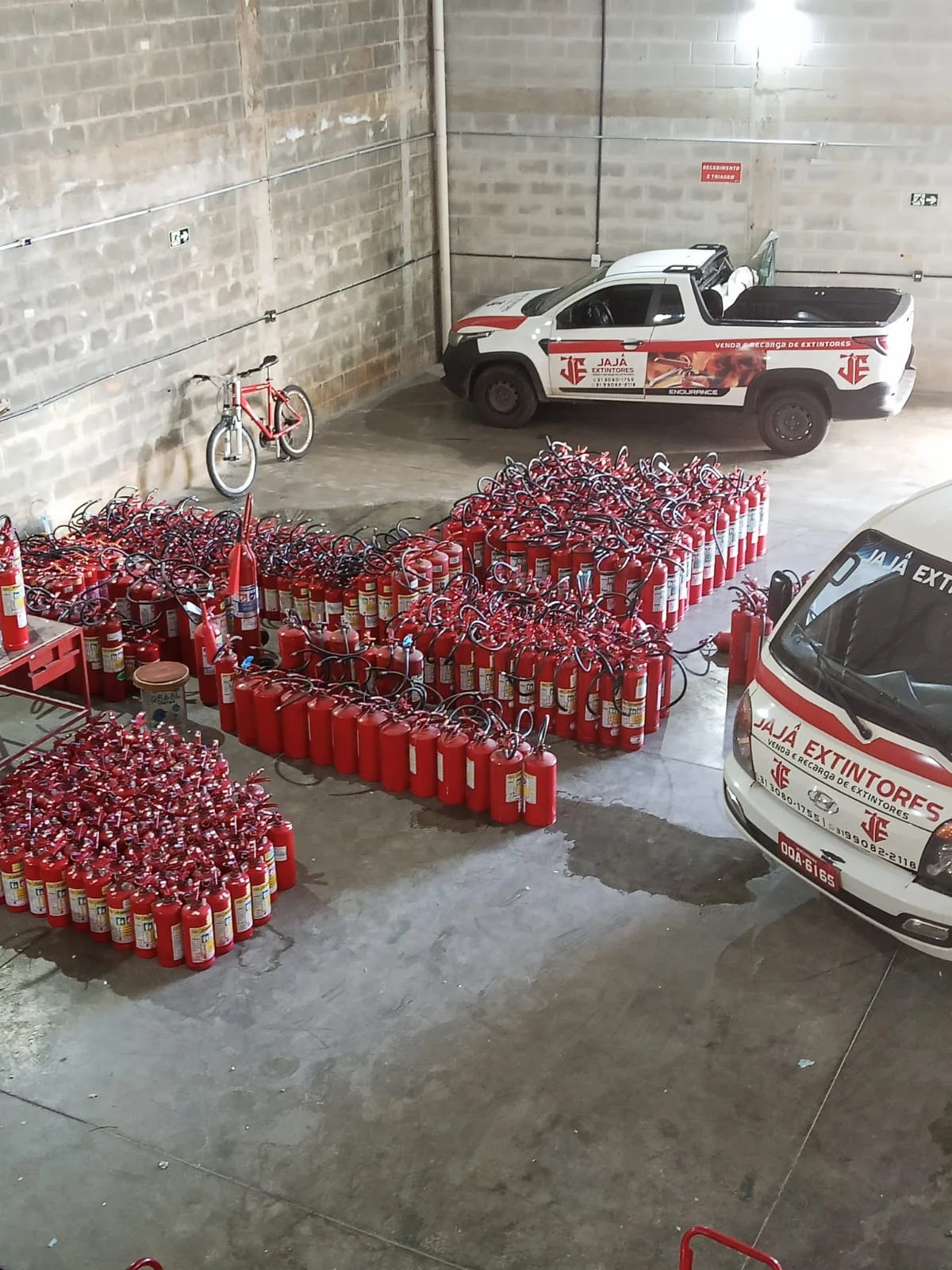 Recarga e manutenção de extintores de incêndio